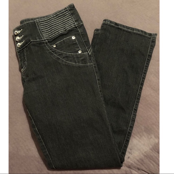 VENUS- Clear Jewel Buttons Jeans - Picture 3 of 9